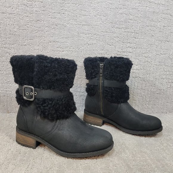 UGG Australia Blayre II Women's Size US 5 Black Leather Ankle Shearling Boots - Picture 2 of 8